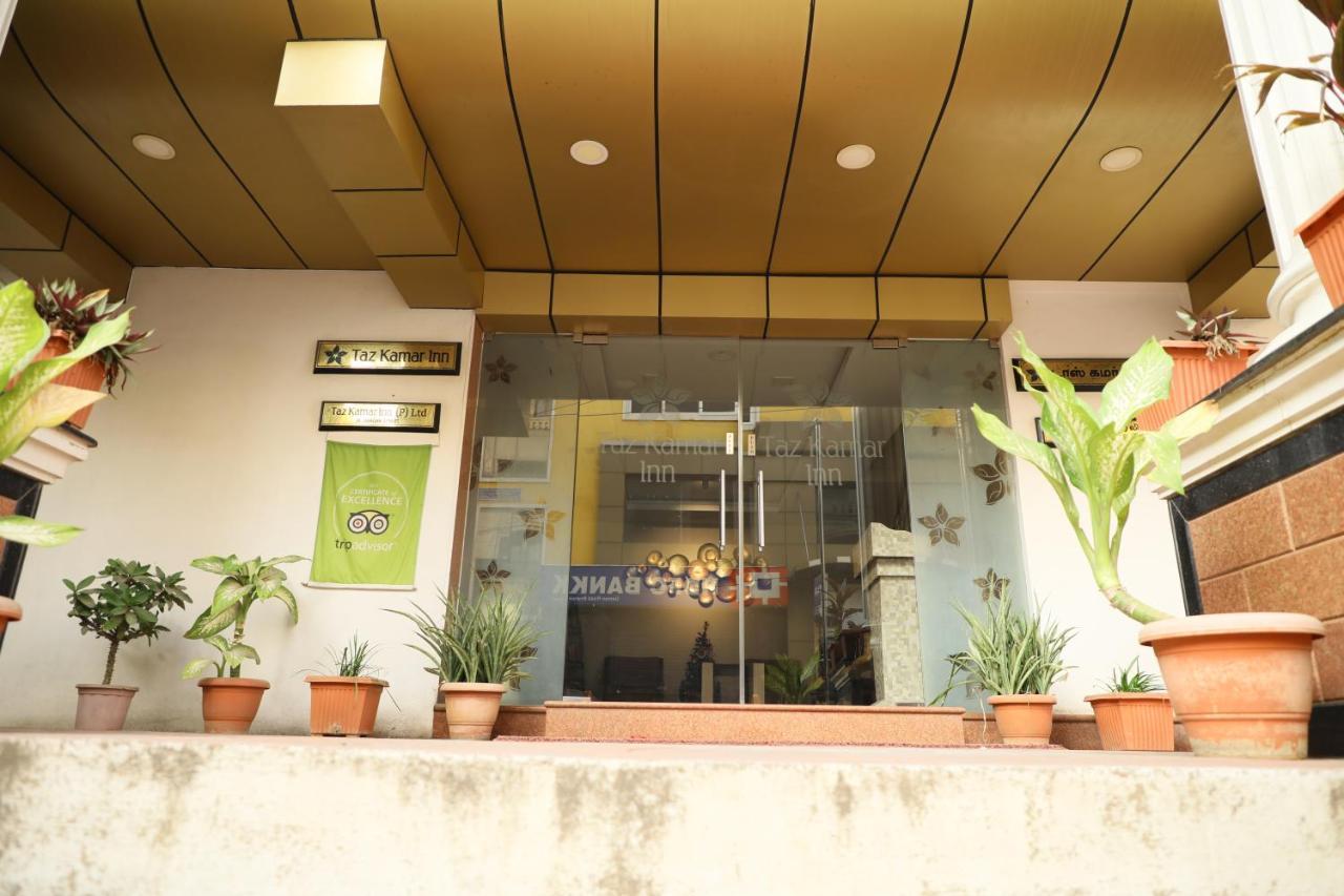 Taz Kamar Family Hotel Madras Buitenkant foto